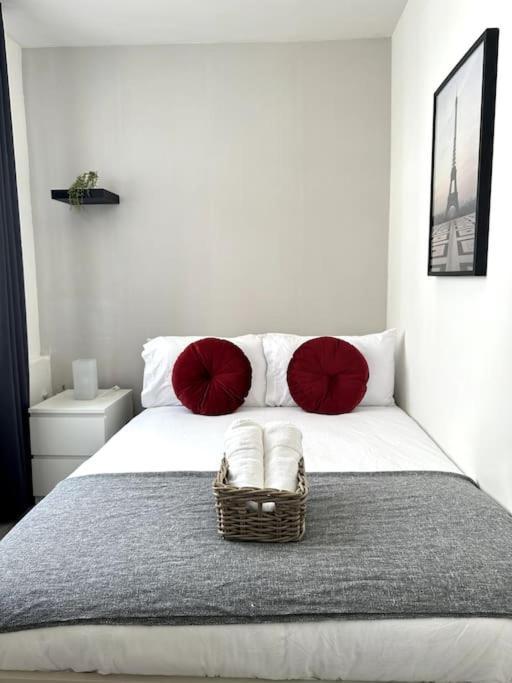 Stunning 2-bed Near London. Appartamento