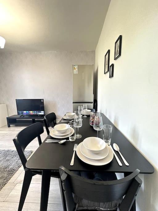 Stunning 2-bed Near London. * Londra