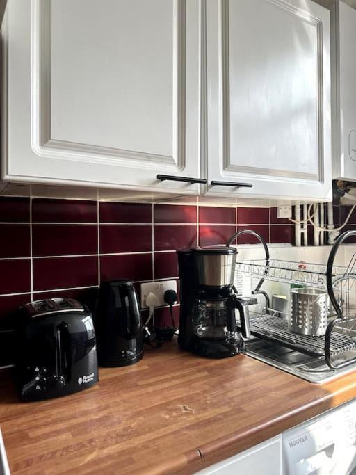 Stunning 2-bed Near London. London